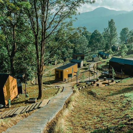 Bobocabin Gunung Mas, Puncak Hotell Tagalbato Eksteriør bilde